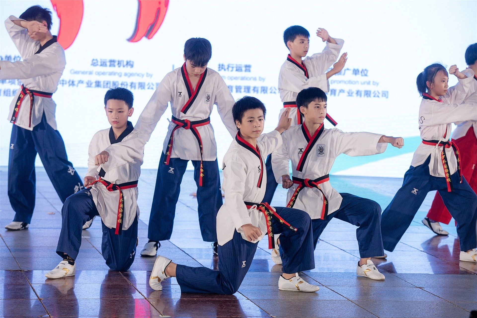 湖南熊猫体育管理有限公司