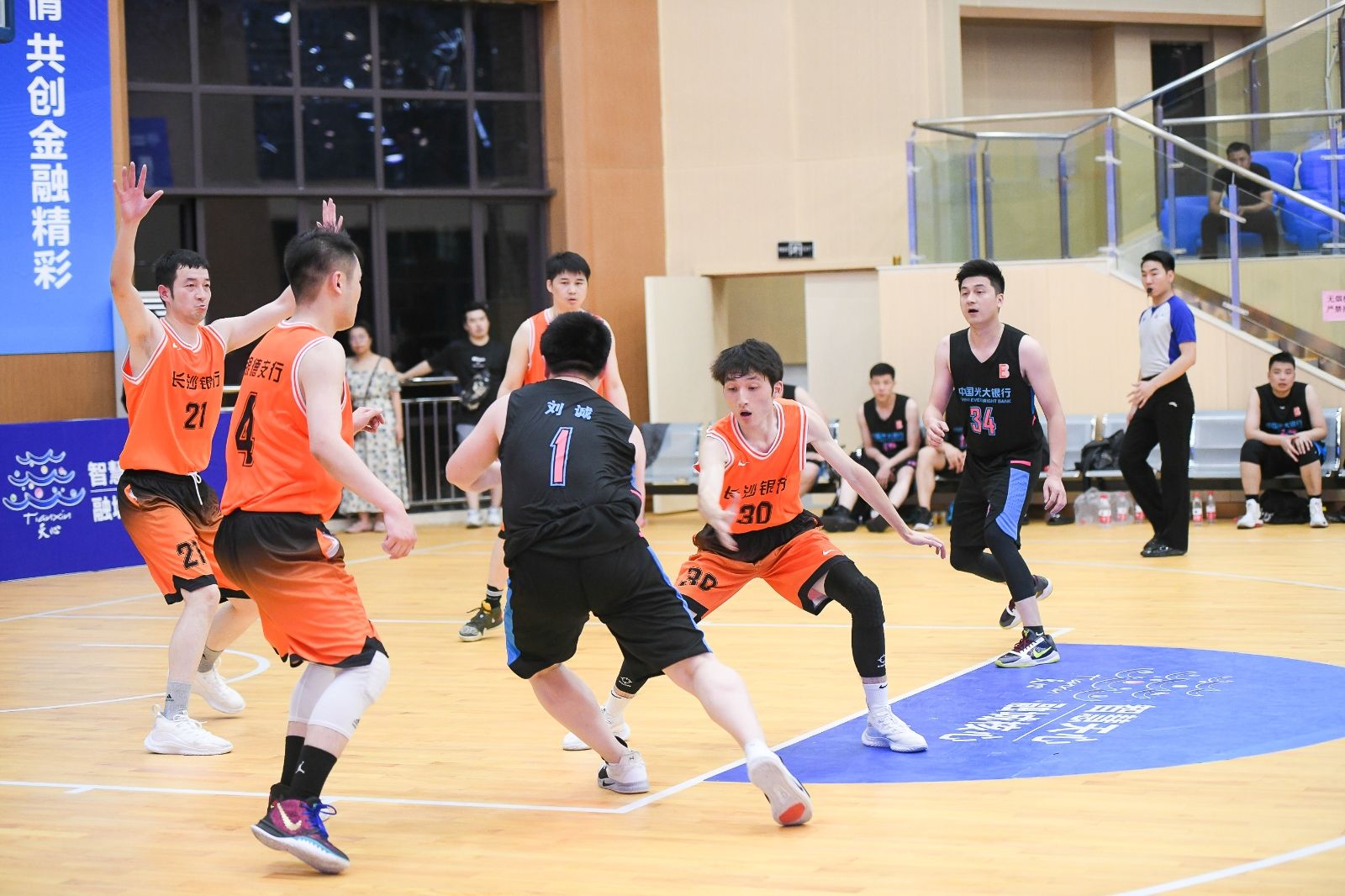 湖南熊猫体育管理有限公司